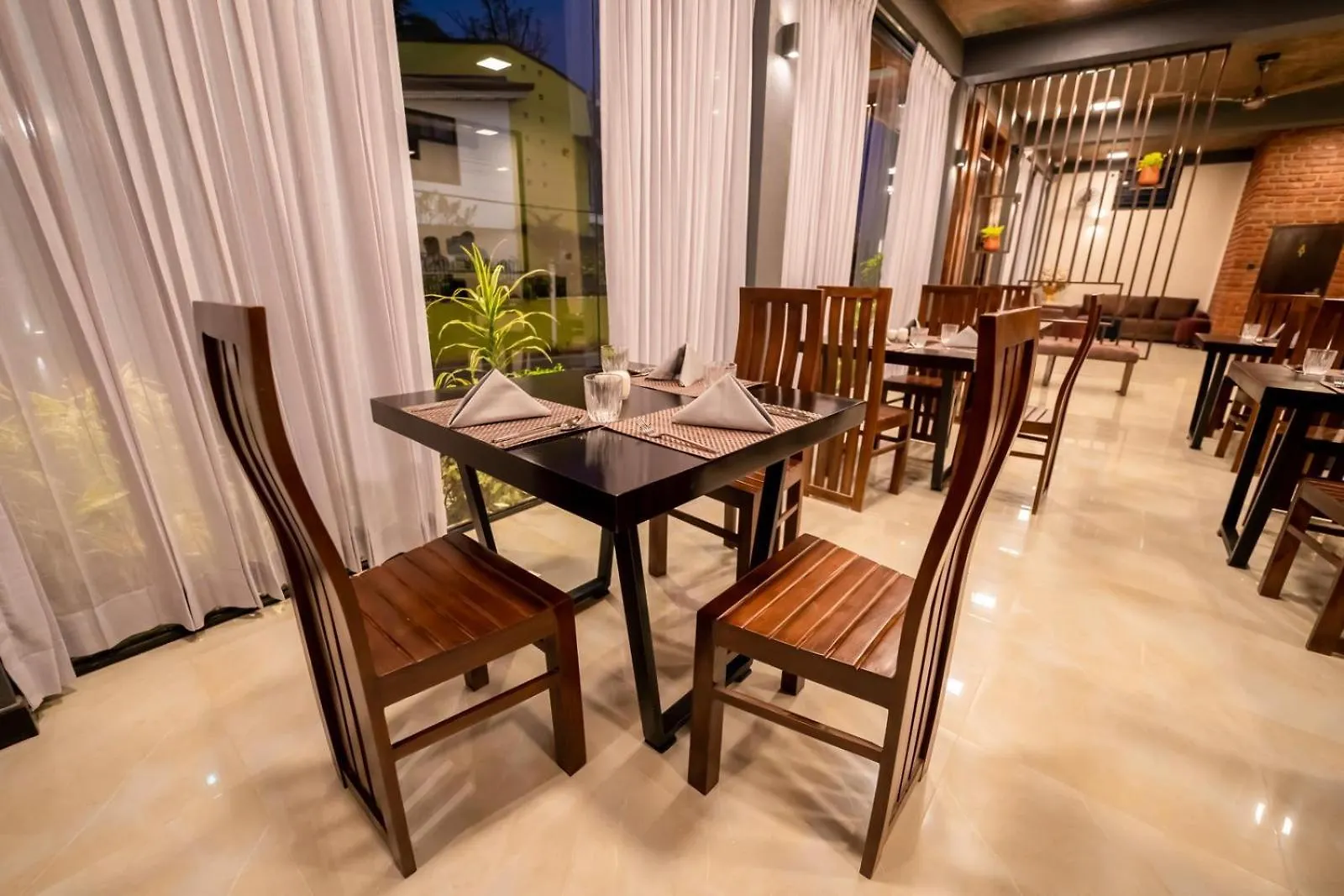 ****  Limeshine - Airport Transit Hotels & Residences Katunayake Sri Lanka